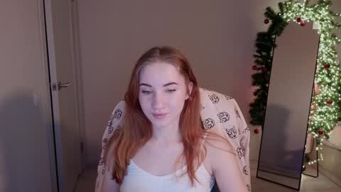 Snapshot of little_pretty_woman chatting on December 17, 2024, 11:38 pm little_pretty_woman online show from December 17, 2024, 11:38 pm