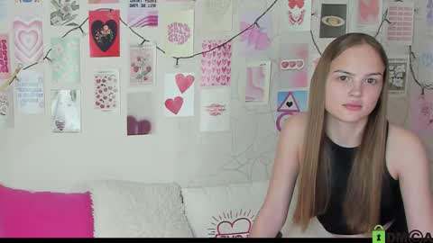 Kriss online show from November 24, 2025, 8:25 am