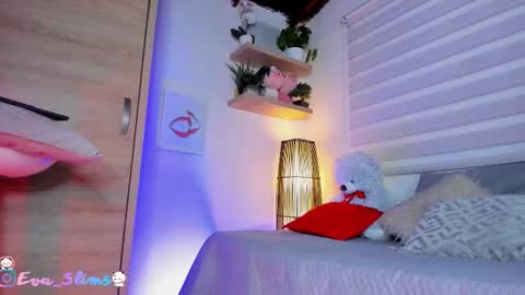 Snapshot of little_red_18 chatting on February 20, 2026, 7:36 pm Eva online show from February 20, 2026, 7:36 pm