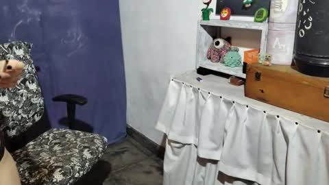 Snapshot of little_savage chatting on October 18, 2025, 2:14 am little_savage online show from October 18, 2025, 2:14 am