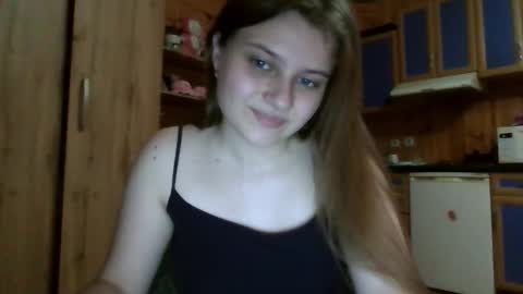 little_shygirl_ online show from November 23, 2025, 7:46 pm