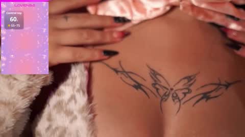 Im your little Velinda  online show from October 29, 2025, 6:42 pm