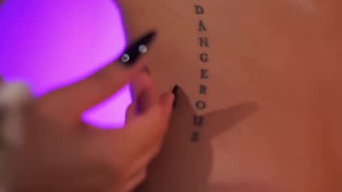 Im your little Velinda  online show from February 1, 2026, 6:50 pm