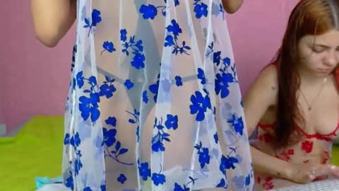 Snapshot of littlejennifer18 chatting on November 17, 2025, 6:19 am Tip us ask our names online show from November 17, 2025, 6:19 am