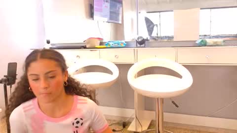 Snapshot of littlejennifer18 chatting on April 29, 2026, 8:59 pm Tip us ask our names online show from April 29, 2026, 8:59 pm