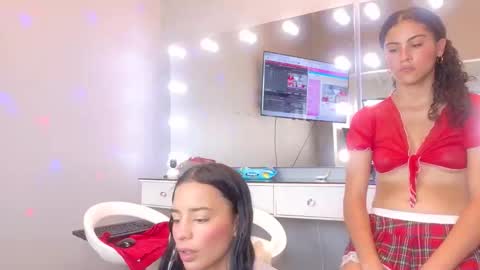 Snapshot of littlejennifer18 chatting on May 1, 2026, 8:46 pm Tip us ask our names online show from May 1, 2026, 8:46 pm
