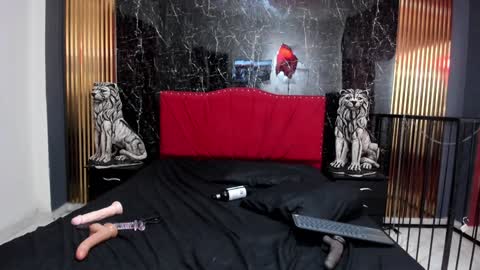 Litllekloe online show from January 19, 2025, 10:17 pm