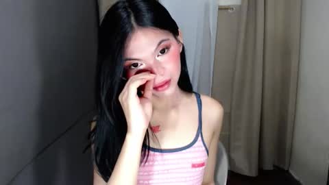 Snapshot of littlelace_ chatting on February 25, 2026, 7:23 pm littlelace_ online show from February 25, 2026, 7:23 pm