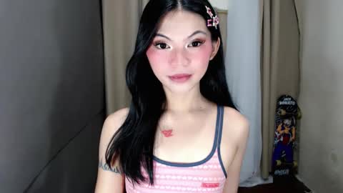 Snapshot of littlelace_ chatting on April 7, 2026, 10:20 pm littlelace_ online show from April 7, 2026, 10:20 pm