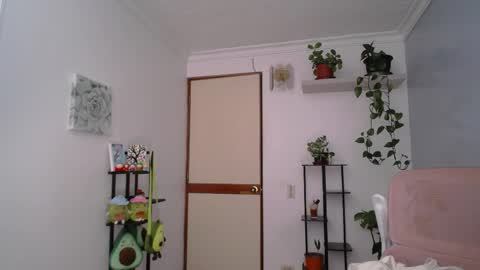 Laksmi online show from April 17, 2026, 10:02 pm