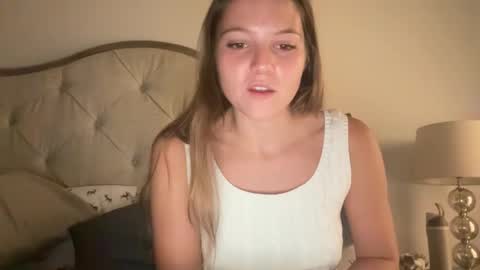 Lila 3 online show from October 4, 2025, 2:20 am