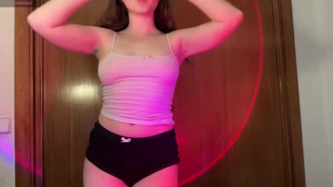 littlemia23 online show from March 5, 2026, 8:38 pm
