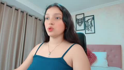 Sarahs Room online show from June 5, 2026, 11:10 pm