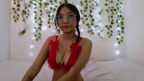 Moon online show from March 26, 2026, 2:17 am