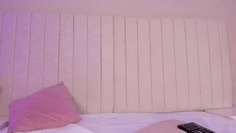 im olivia IG littleolivia01 online show from January 30, 2025, 7:04 pm