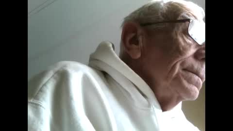 Littleone 6 online show from February 2, 2026, 7:56 pm