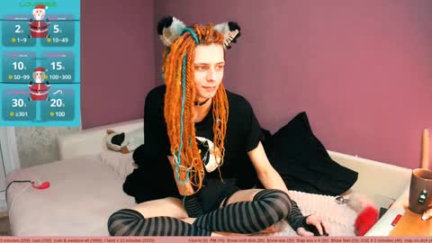 Snapshot of littlepinkcat chatting on December 15, 2024, 11:20 pm Felix online show from December 15, 2024, 11:20 pm