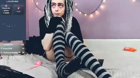 Snapshot of littlepinkcat chatting on February 13, 2025, 5:37 am Felix online show from February 13, 2025, 5:37 am