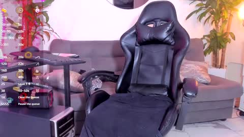 Snapshot of littlesexyrubi chatting on January 9, 2025, 6:59 am LITTLE SEXY RUBY online show from January 9, 2025, 6:59 am