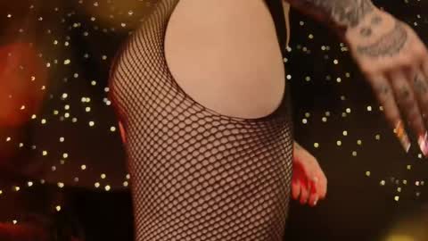 Niki  free tg channel with some photos gifs and info about streams  online show from January 12, 2026, 3:06 pm