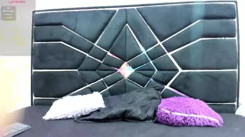 Snapshot of littlesussyy chatting on September 19, 2025, 11:44 am Sussy online show from September 19, 2025, 11:44 am