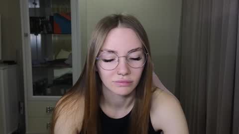 Eliana online show from December 10, 2024, 11:11 am