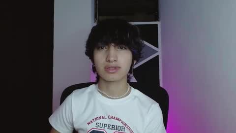 Snapshot of littlextrem chatting on February 20, 2026, 2:41 am Eros online show from February 20, 2026, 2:41 am