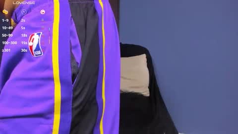 Luis Castro  online show from April 11, 2026, 2:05 am