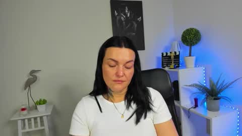 Livia online show from March 10, 2026, 7:13 am