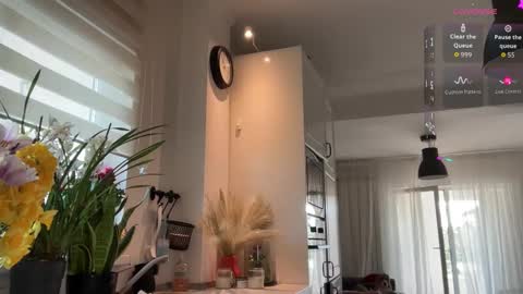 Snapshot of livmilani chatting on March 13, 2026, 8:54 am OnlyFans livia77 twitter liv20 4u online show from March 13, 2026, 8:54 am