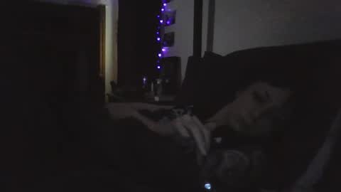 Snapshot of livmirage chatting on October 22, 2025, 4:51 pm Liv Mirage online show from October 22, 2025, 4:51 pm