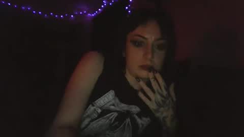 Snapshot of livmirage chatting on December 4, 2025, 1:42 pm Liv Mirage online show from December 4, 2025, 1:42 pm