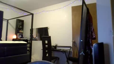 Snapshot of livmirage chatting on February 3, 2026, 2:53 am Liv Mirage online show from February 3, 2026, 2:53 am