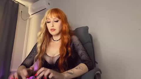 Liya Ray online show from September 20, 2025, 12:17 pm