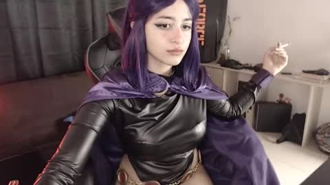 Elizabeth online show from November 14, 2025, 9:02 pm