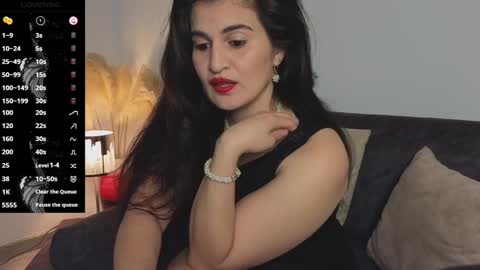 liz online show from January 13, 2025, 4:08 pm