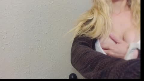 Jay-Liz online show from September 9, 2025, 5:07 am