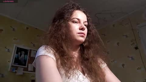 Snapshot of lizabethkimbal chatting on May 15, 2026, 2:24 pm Molly online show from May 15, 2026, 2:24 pm