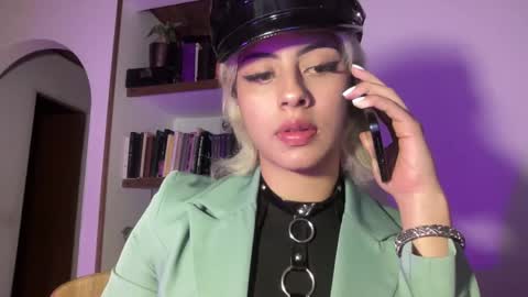 Snapshot of lizambarr chatting on February 13, 2025, 12:46 am Lizeth online show from February 13, 2025, 12:46 am