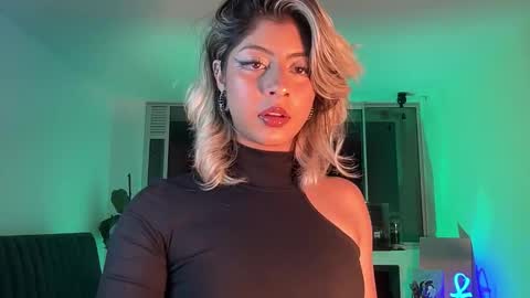 Lizeth online show from October 30, 2025, 1:40 am