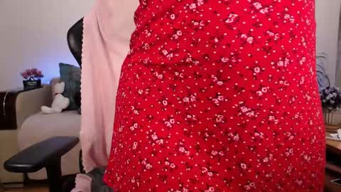    online show from March 1, 2025, 6:32 pm