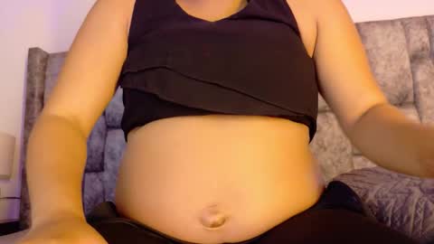  LIZBETH ROSS  online show from January 8, 2026, 10:17 am