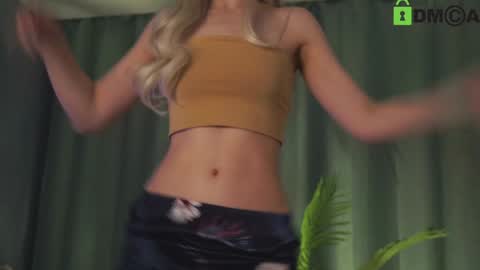 Sunnheart online show from December 28, 2024, 5:25 pm