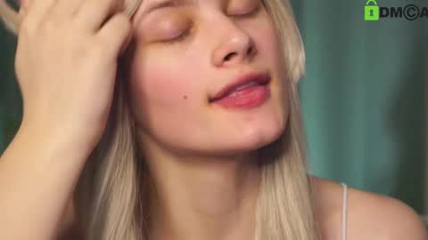 Sunnheart online show from February 12, 2025, 10:26 pm