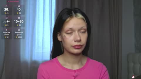 Sunnheart online show from November 7, 2025, 8:03 am