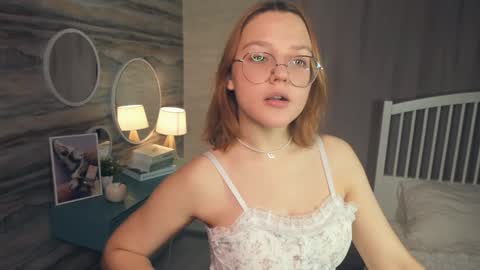 Snapshot of lizbethhaith chatting on December 14, 2024, 8:08 pm Lizbeth or Lizzy online show from December 14, 2024, 8:08 pm