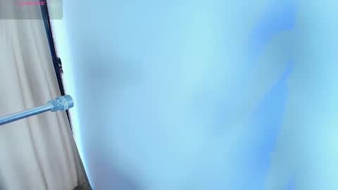 Lizz  online show from October 15, 2025, 12:27 pm