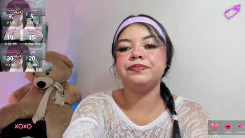 Snapshot of lizz_tender chatting on April 23, 2026, 11:31 am Lizz online show from April 23, 2026, 11:31 am