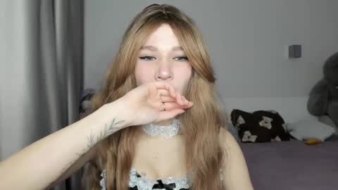 lizza_a online show from March 19, 2026, 6:34 pm