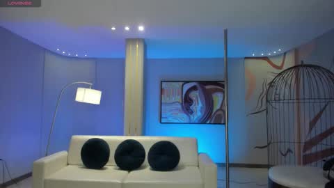 Snapshot of lizzhamilton_ chatting on October 28, 2025, 8:55 pm Lizzi online show from October 28, 2025, 8:55 pm